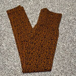 NWOT Forever 21 High Waist Leopard Print Yoga Workout Leggings Size L